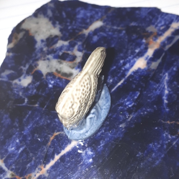 SALE!! Red rose tea Wade England collectable angel  fish. 3 - Picture 4 of 7